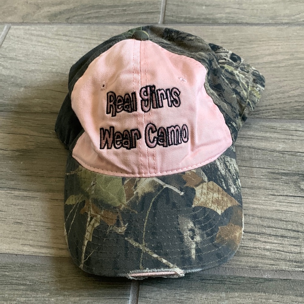 Real girls wear camo baseball hat